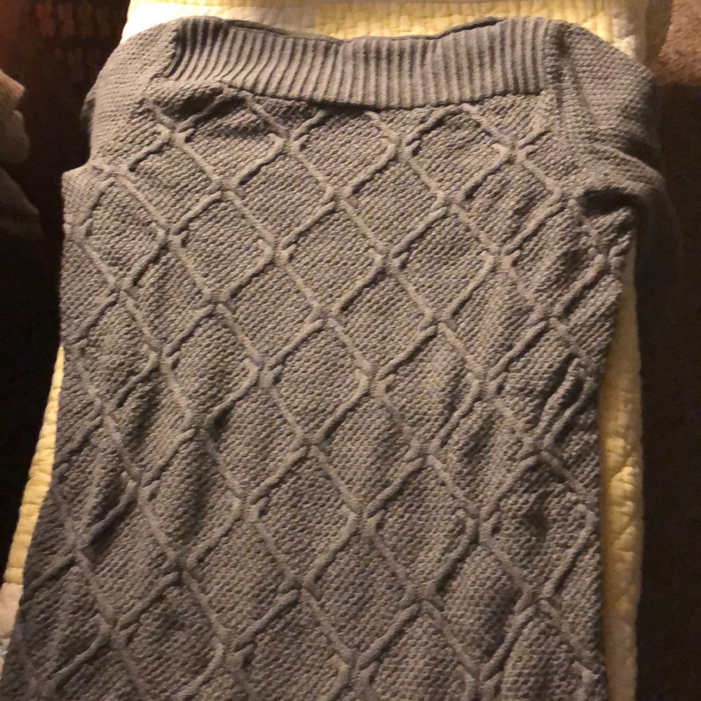 Long sleeve boat neck cable sweater